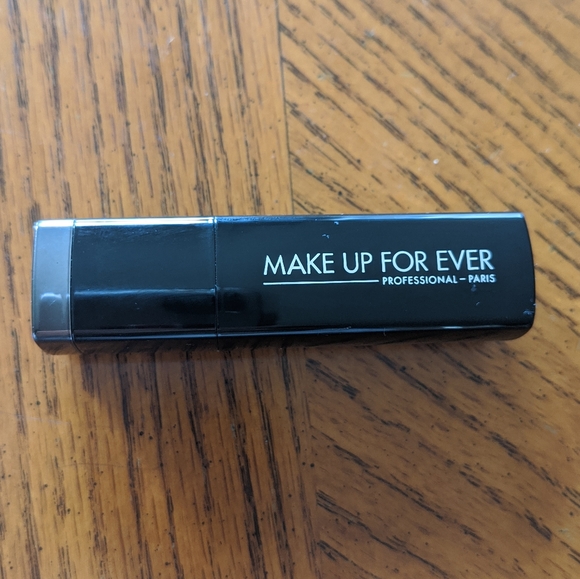Make Up Forever Lipstick - Picture 5 of 6
